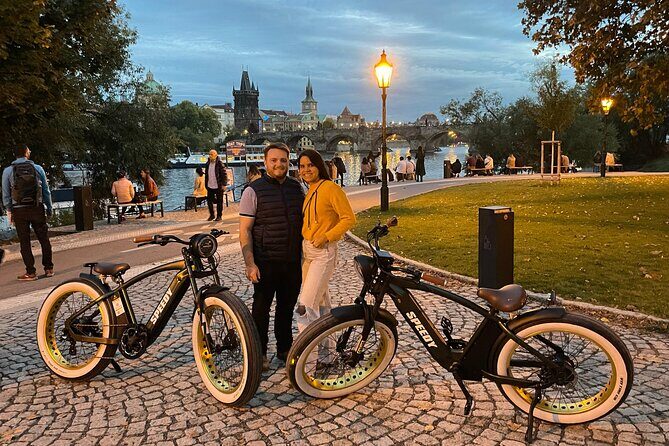 Retro Style E-Bike Night Tour in Prague - Live Guided - Route Breakdown: Wenceslas Square to Letná Heights