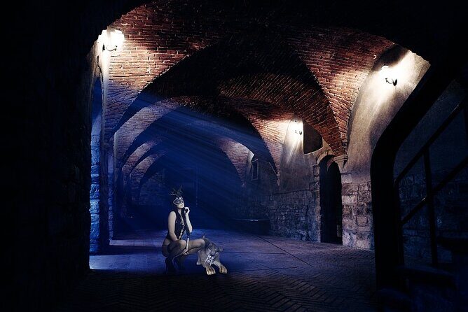Scary Prague Walking Tour - How Scary Is It, Really? Ghosts, Crimes, Mysteries, and the Real Mood