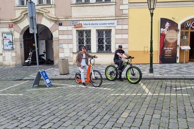 Scenic Panoramic views e-Scooter/ eBike Guided Tour of Prague - e-Scooter vs e-Bike: Pick What Matches Your Comfort