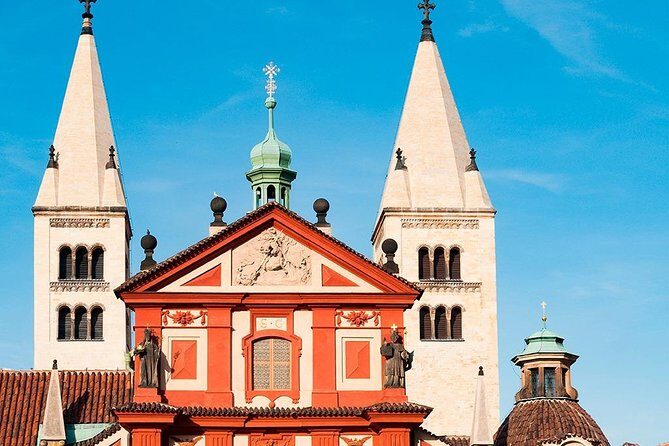Self-Guided Audio Tour - Prague Castle District - Rosenberg Palace: Renaissance Detail in a Short Time Window