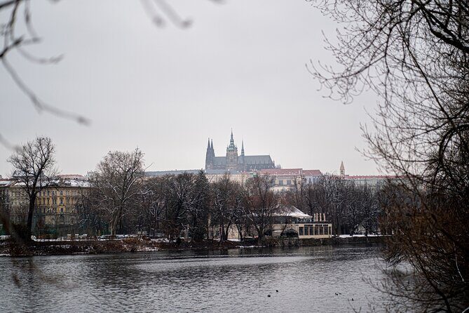 Sinatra Tribute Show and Dinner Experience in Manes - A night that feels like Prague in a single frame