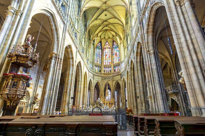 Skip the line: Prague Castle Interiors Tour with Local Guide - St. George’s Basilica: Fresco Fragments and the Double Staircase