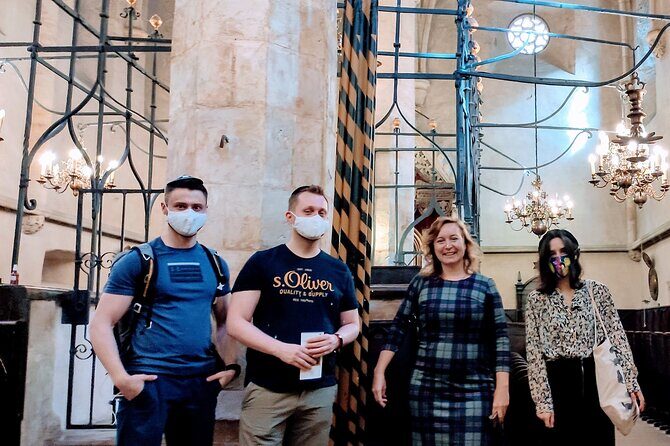 Stories of Jewish Prague Walking Tour - Communist-era life and the Jewish community today