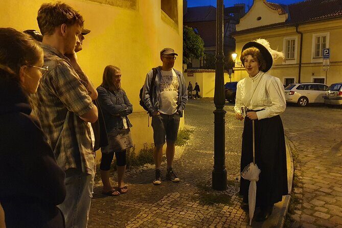 Telltale Ghost Tour - A 90-Minute Ghost Walk That Actually Moves