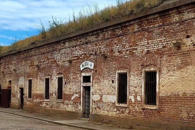 Terezin: Private Half-Day Tour from Prague - Hlavni Pevnost (Main Fortress): climb where most people don’t look