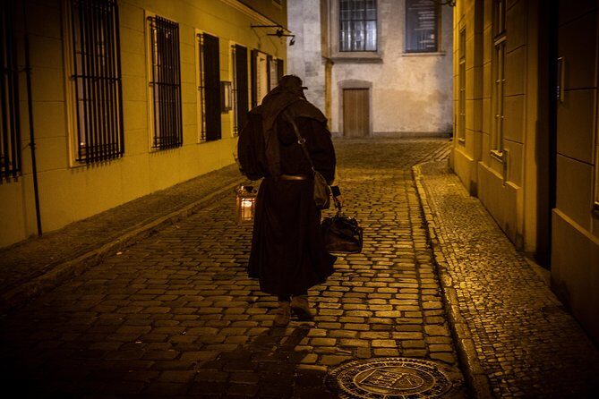 The Plague Doctor of Prague - Stop 1: Aurus Hotel Prague, Alexander Schamsky, and the House of the Golden Well