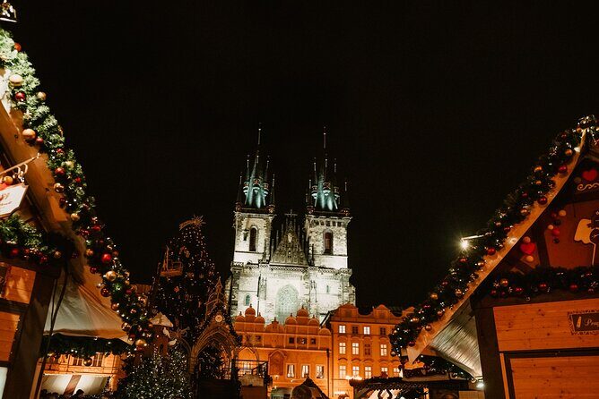 Tour 3 Magical Prague Markets with Locals, Christmas Goodies incl - Náměstí Míru: the handicraft market where locals shop for decorations