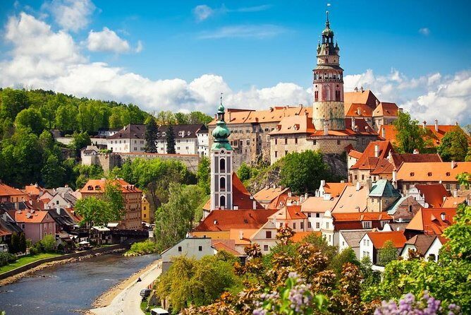 Walking private guided tour in Cesky Krumlov with local certified guide - Private Cesky Krumlov walk: the point of having a guide