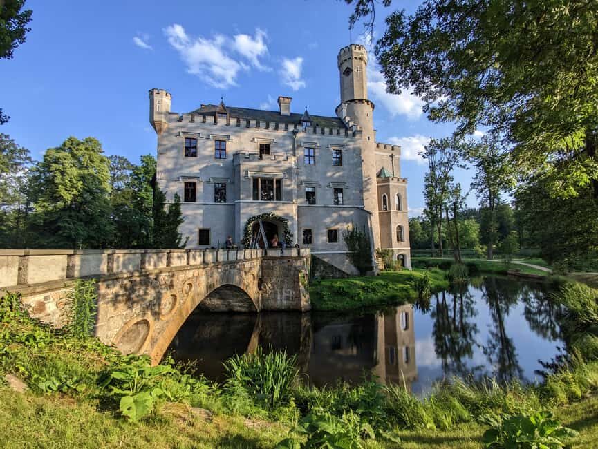 Wroclaw to Prague: 2-in-1 (Private Transfer + Country Tour) - Adršpach-Teplice Rocks and Castle Ruins: Why This Stop Works